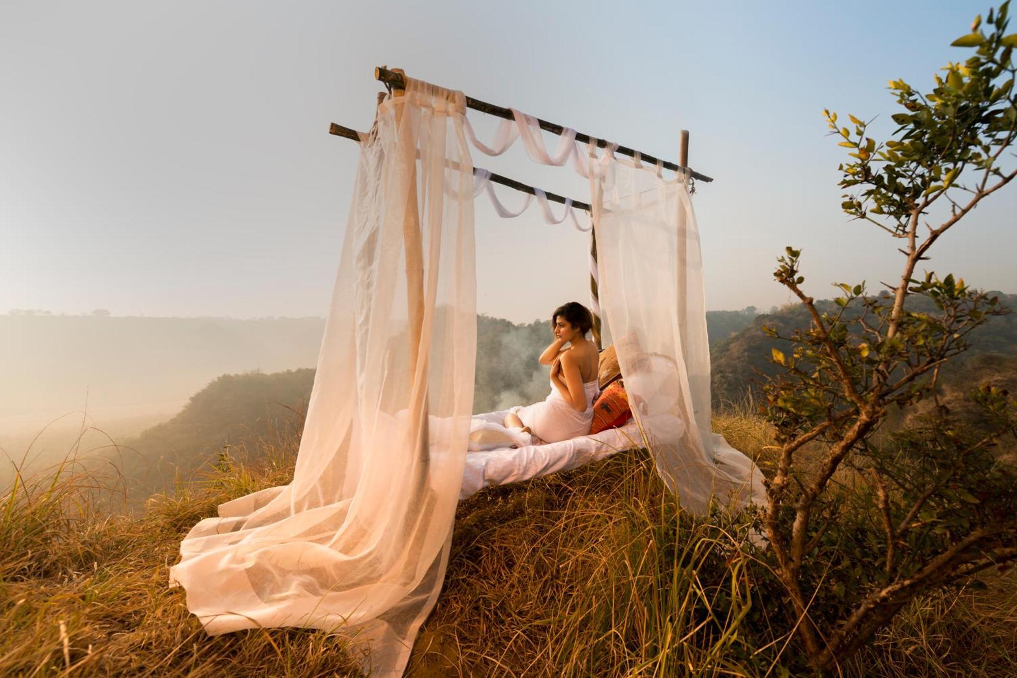 Gaj Resort, A Member Of Radisson Individuals Retreats Binewāl 外观 照片