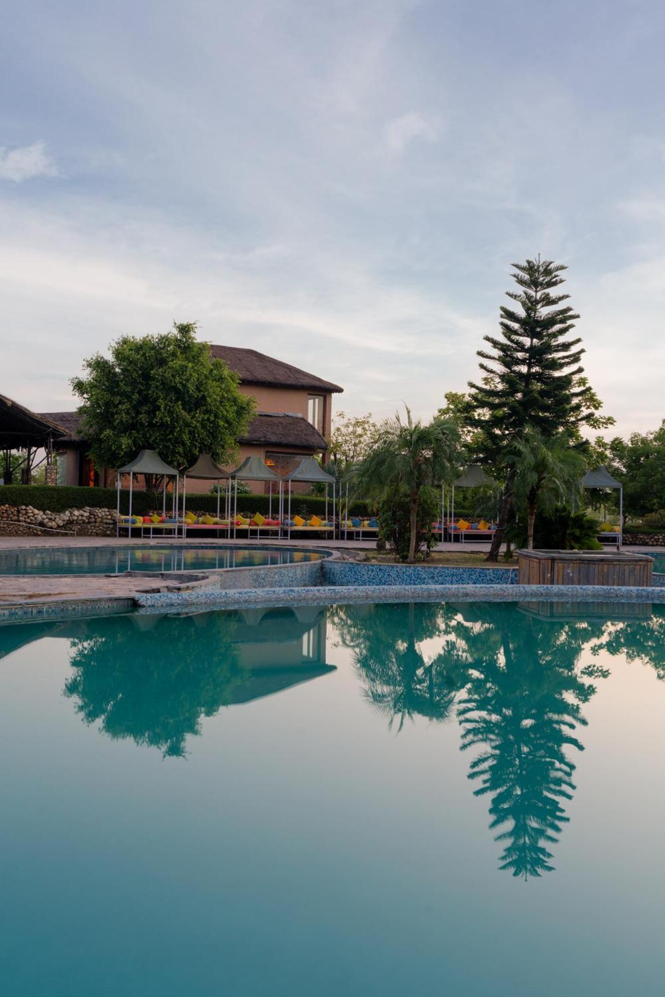 Gaj Resort, A Member Of Radisson Individuals Retreats Binewāl 外观 照片